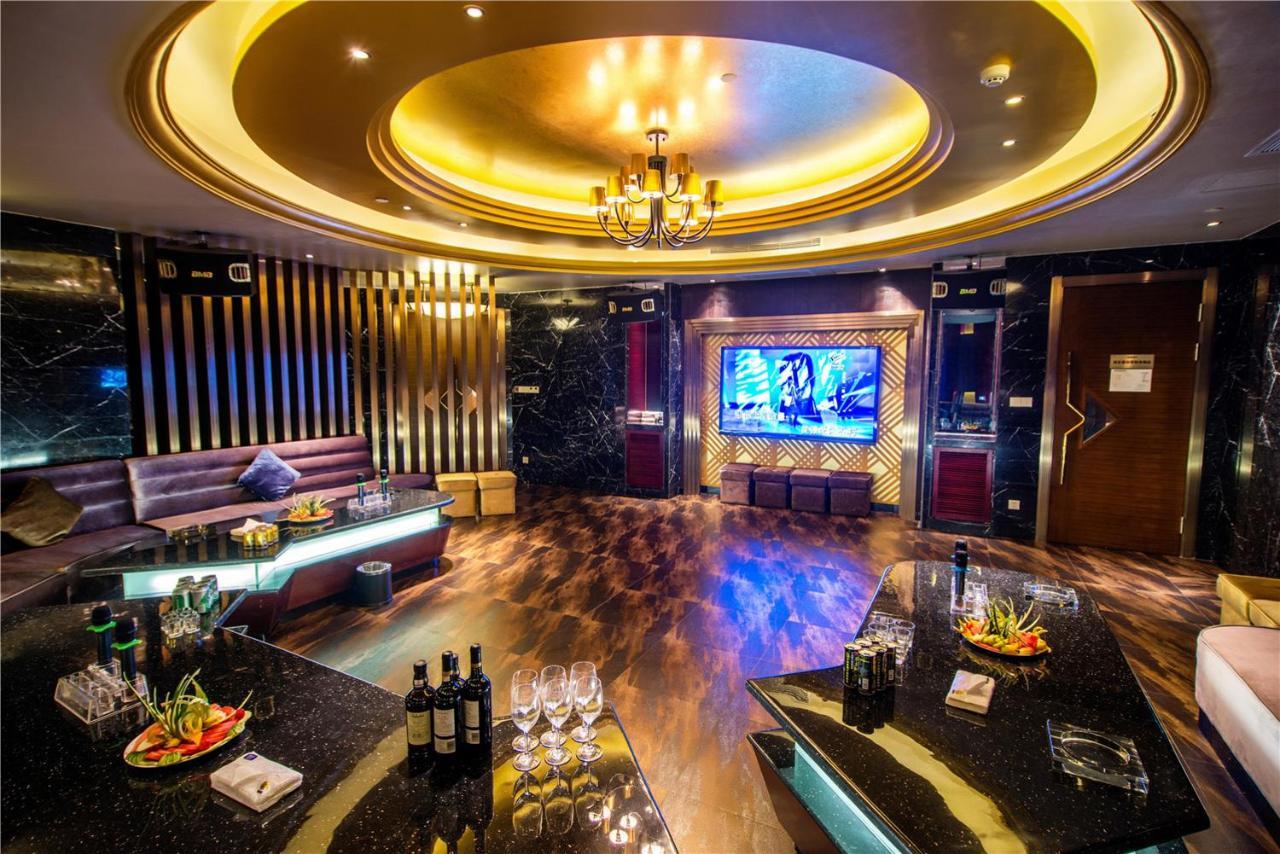סניה Joya International Hotel מראה חיצוני תמונה