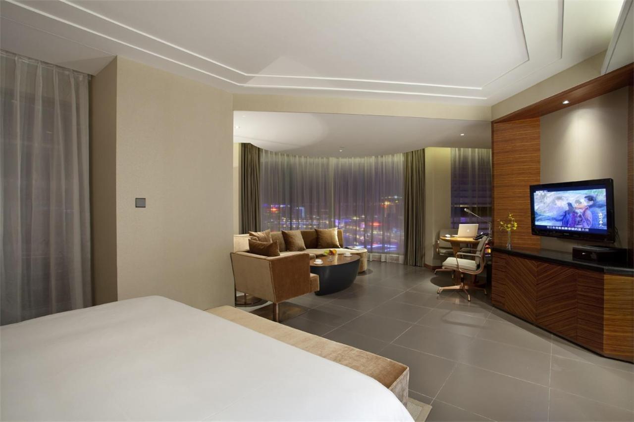 סניה Joya International Hotel מראה חיצוני תמונה